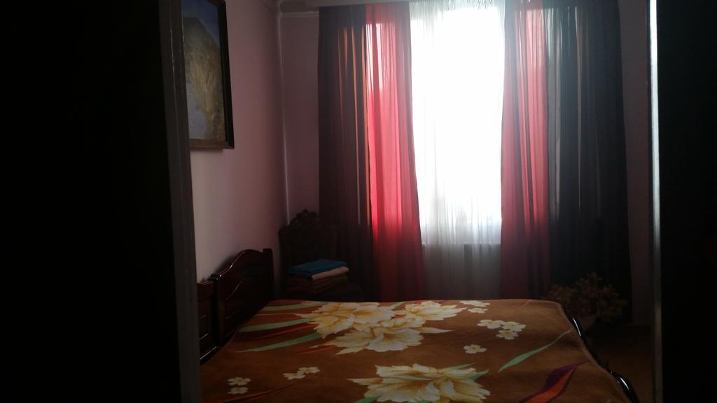 Hotel Mmg Tbilisi Ruang foto