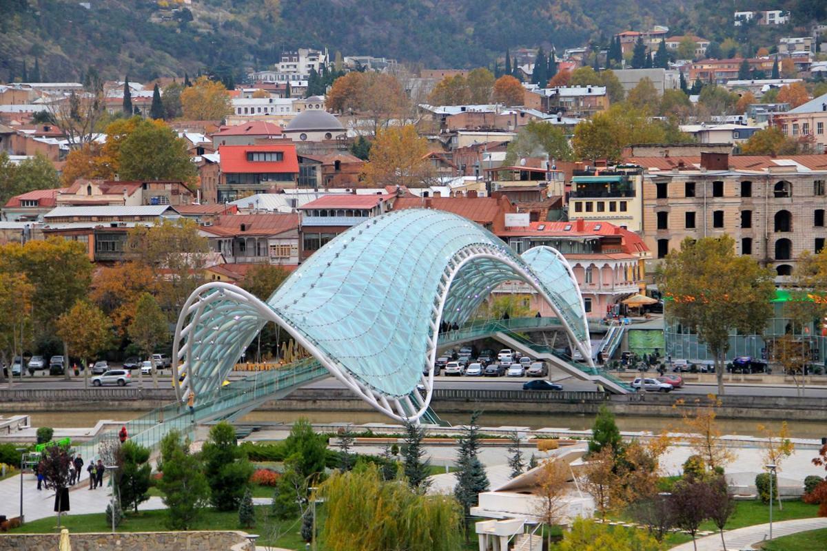 Hotel Mmg Tbilisi Bagian luar foto